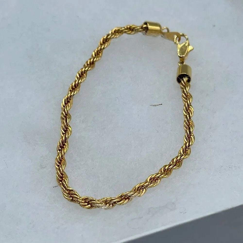 Vintage twisted rope chain bracelet approximately 7”.